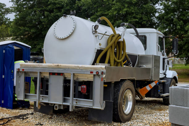 Best Portable toilet rental cost  in Martinsburg, WV